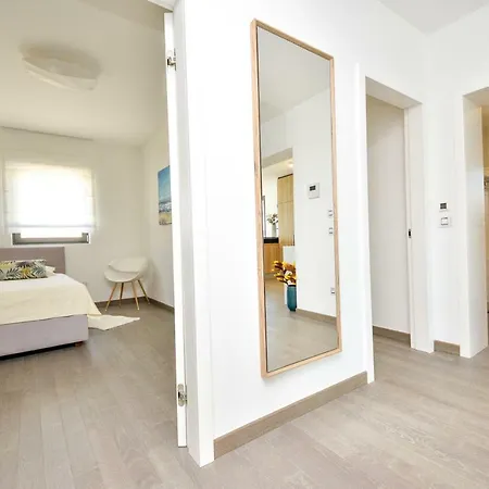 Luxury Faber Zeus Apartment